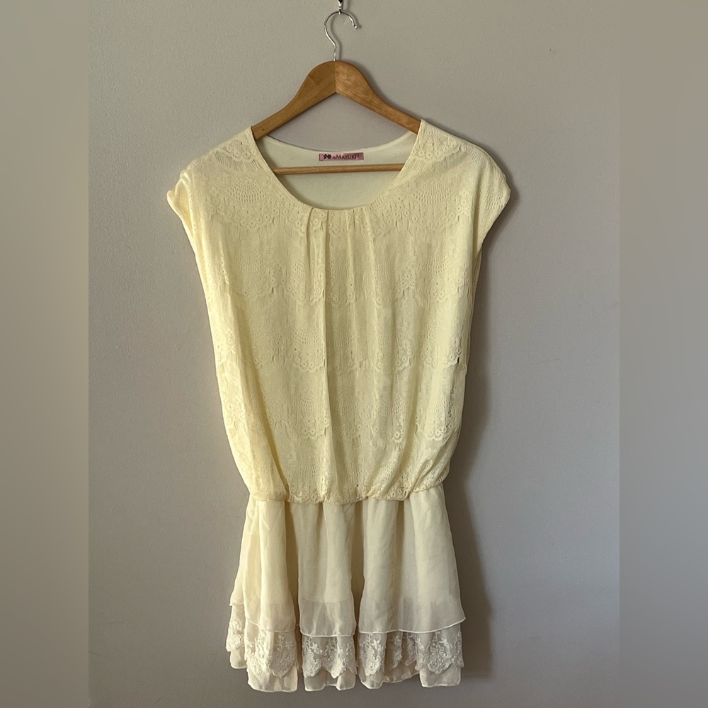 Women’s MAYUKI Chic Cream Drop Waist Lace Blouse / Mini Dress